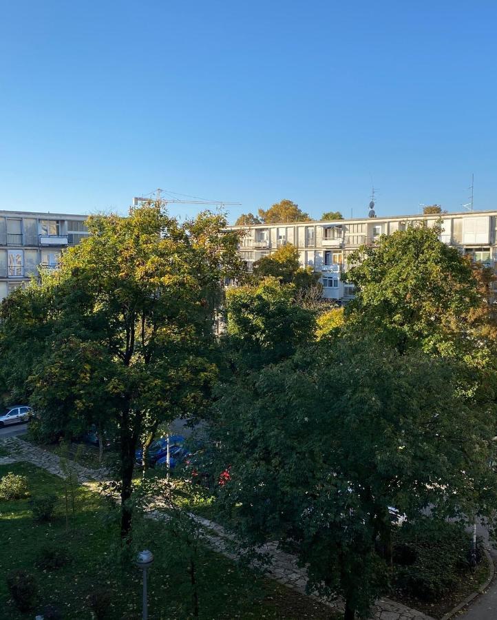 Apartamento Colorful Urban Oasis Zagreb Exterior foto
